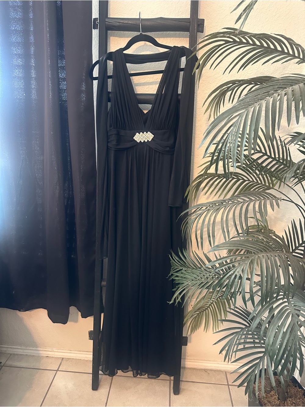 Source Unknown Black Maxi Dress with Rhinestone Waist Detail